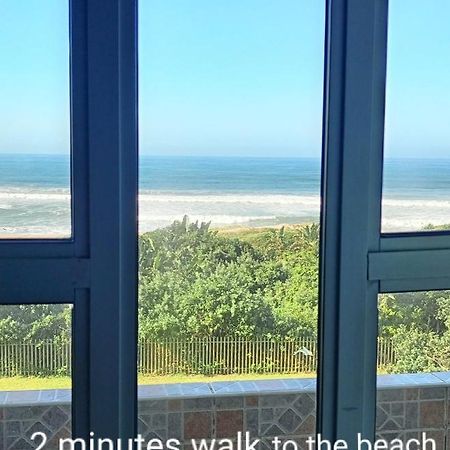 Breezy Seaview- On The Beach Amanzimtoti Bagian luar foto